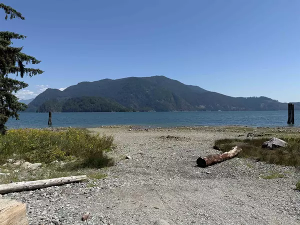 Gibsons, BC V0N 2S0,425 Dunham RD