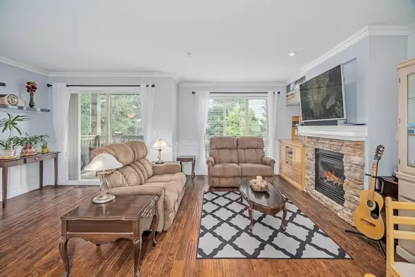 Langley, BC V2Y 3A5,20350 68 AVE #23