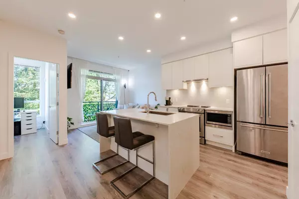 Coquitlam, BC V3J 0K5,700 Clarke RD #401