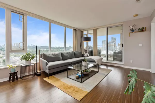 2133 Douglas RD #1808,  Burnaby,  BC V5C 0E9