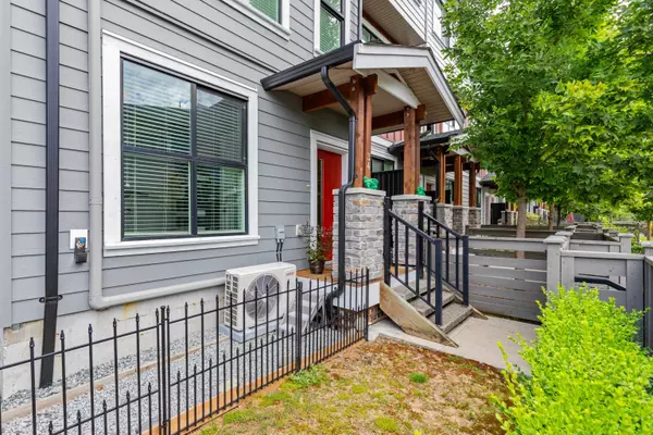 Maple Ridge, BC V4R 0G6,13260 236 ST #34