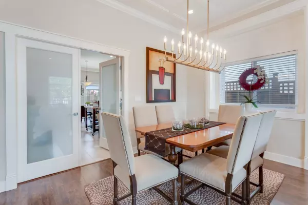 Burnaby, BC V5G 1N5,3732 Linwood ST