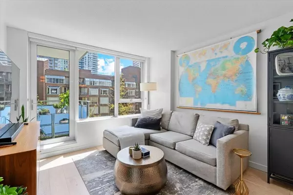 Vancouver, BC V6E 0C2,1009 Harwood ST #706