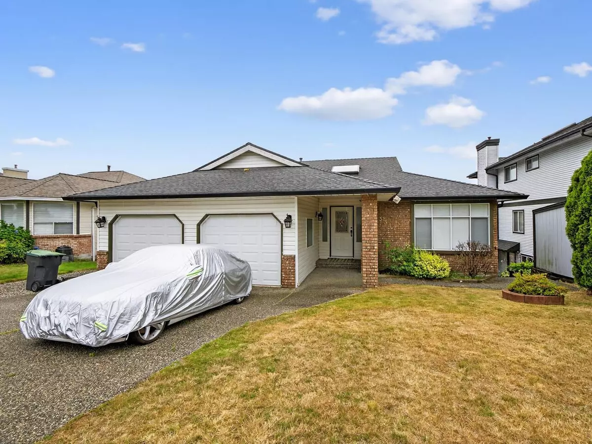 Coquitlam, BC V3E 3G6,3312 Grosvenor PL