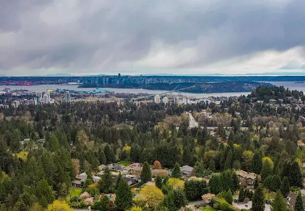 West Vancouver, BC V7S 1M6,650 Southborough DR