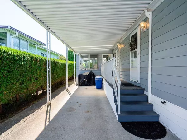 Surrey, BC V4A 8X2,2303 Cranley DR #28