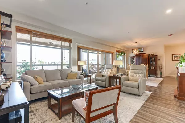 Abbotsford, BC V2T 0G7,32445 Simon AVE #418