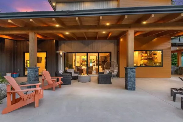 Gibsons, BC V0N 1V7,1008 Stewart RD