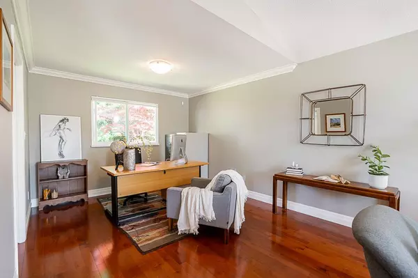 Port Moody, BC V3H 4S4,1304 Glenayre DR