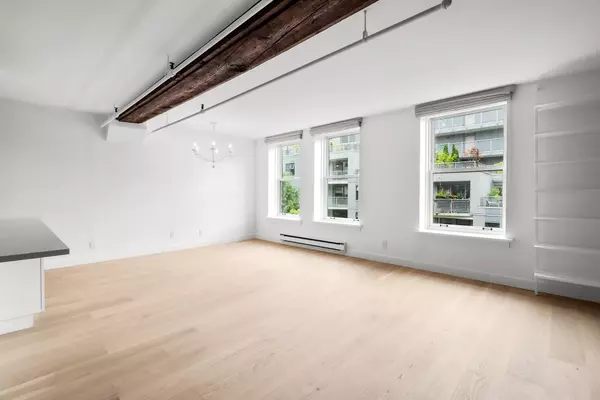 Vancouver, BC V6A 1B5,150 Alexander ST #403