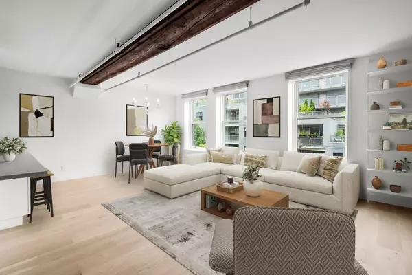 Vancouver, BC V6A 1B5,150 Alexander ST #403