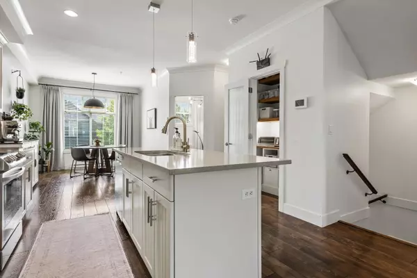 Chilliwack, BC V2R 0T5,5469 Chinook ST #34