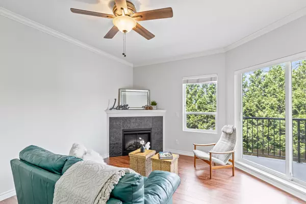 Maple Ridge, BC V2X 6J5,12090 227 ST #201