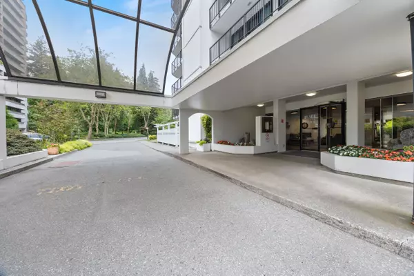 Burnaby, BC V5H 4E3,4165 Maywood ST #406