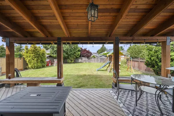 Surrey, BC V3S 7R6,6105 187a ST