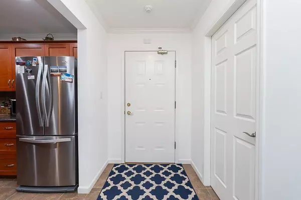 Delta, BC V4M 3J8,1140 55 ST #105