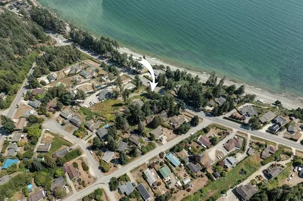 Sechelt, BC V7Z 0M1,6180 Sunshine Coast HWY