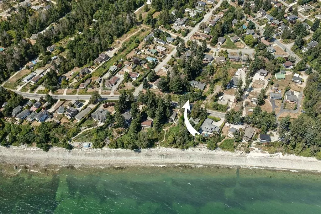 Sechelt, BC V7Z 0M1,6184 Sunshine Coast HWY