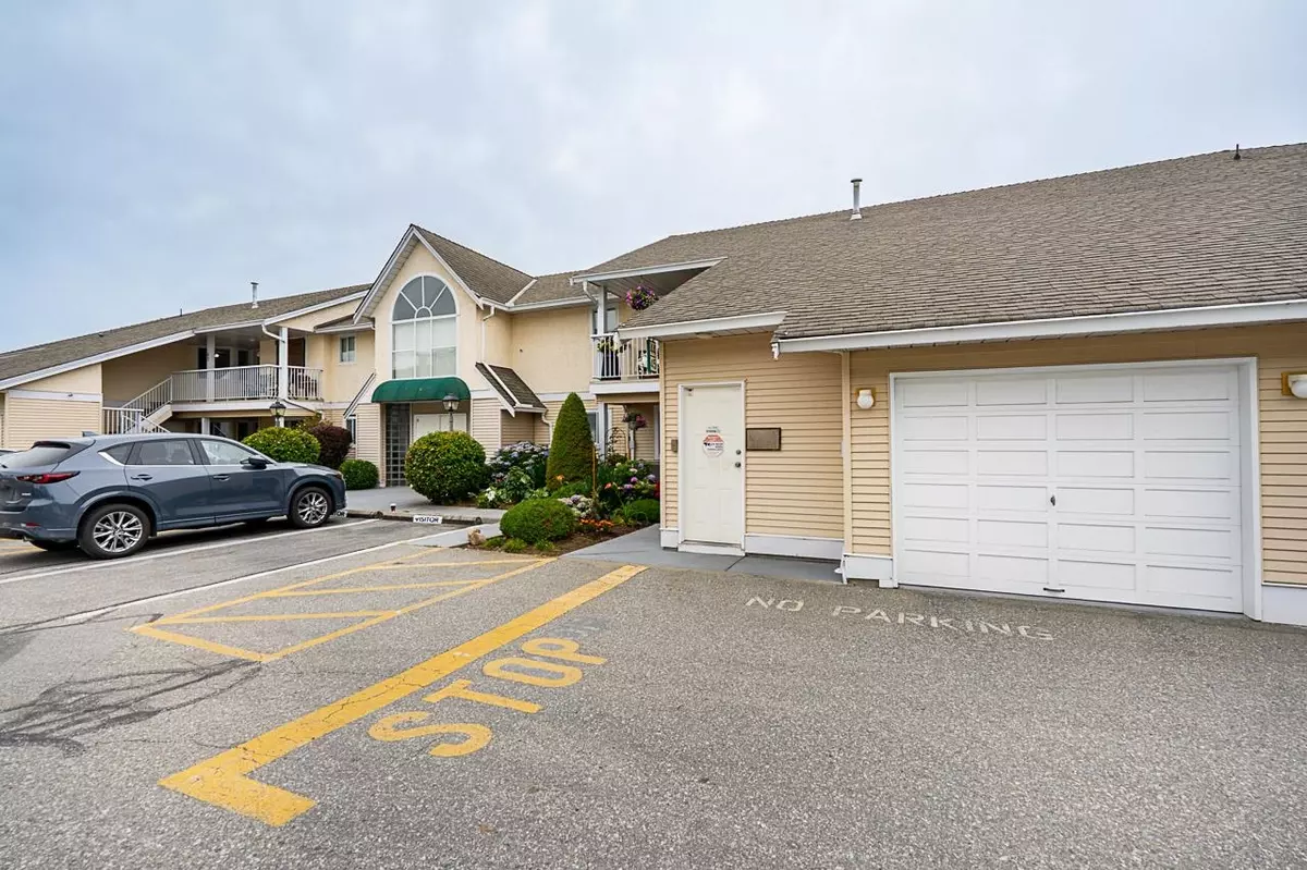 Abbotsford, BC V2T 4W5,2475 Emerson ST #44