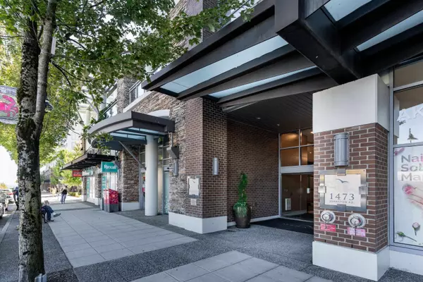 White Rock, BC V4B 0A2,1473 Johnston RD #301