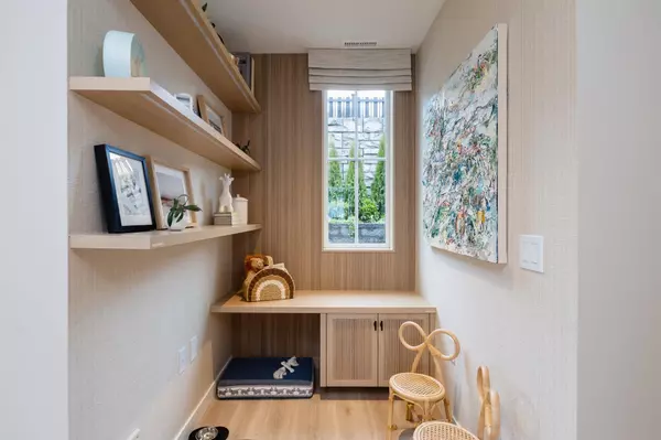 Coquitlam, BC V3E 0P3,1449 Mitchell ST #106