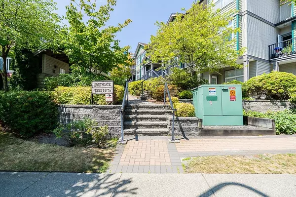 Burnaby, BC V3N 0A8,7333 16th AVE #107