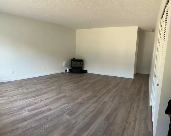 Hope, BC V0X 1L1,65416 Skylark DR