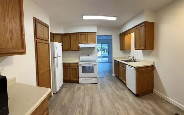 Hope, BC V0X 1L1,65416 Skylark DR