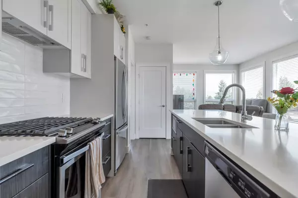 Abbotsford, BC V2S 0M5,32838 Ventura AVE #405