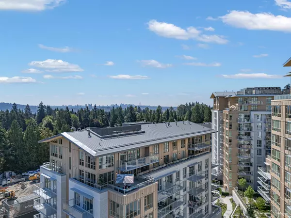 North Vancouver, BC V7J 0G1,2385 Emery CT #703