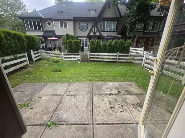 Maple Ridge, BC V4R 2E4,11757 236 ST #55