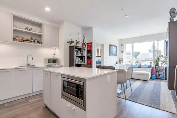 Coquitlam, BC V3J 4J3,741 Anskar CT #217