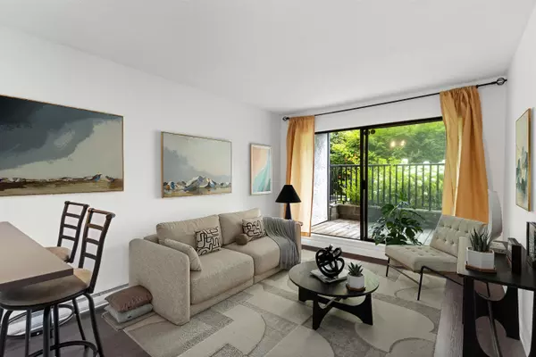 Surrey, BC V3R 7W7,9952 149 ST #101