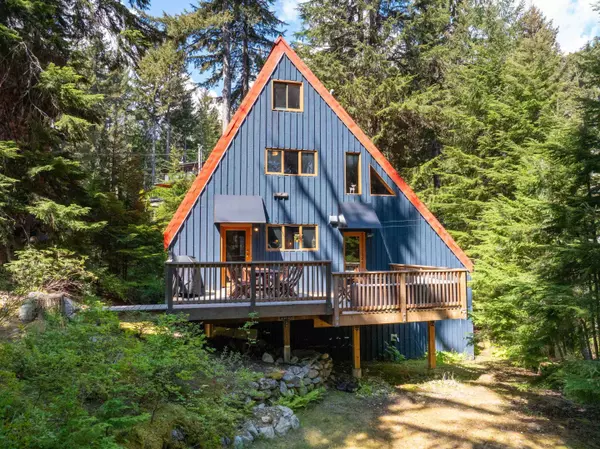 Whistler, BC V8E 0G5,9380 Emerald DR