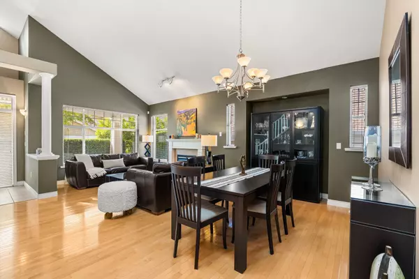 Surrey, BC V4P 3J6,3500 144 ST #38