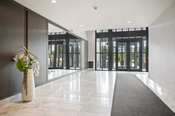 Langley, BC V2Y 4J4,8150 207 ST #C302