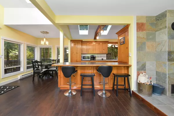 Mayne Island, BC V0N 2J1,513 Cedar Hill RD