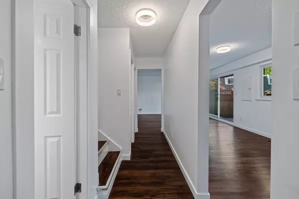 Maple Ridge, BC V2X 3G6,21555 Dewdney Trunk RD #45