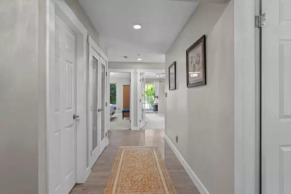 Vancouver, BC V6K 4R2,2288 W 12th AVE #201