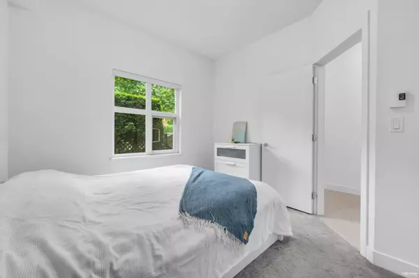 Burnaby, BC V5J 0B7,8485 New Haven Close #903