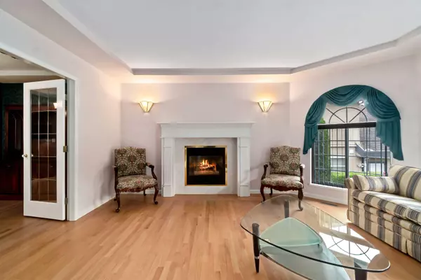 Coquitlam, BC V3H 4S8,1402 Magnolia PL