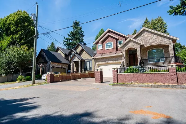 Surrey, BC V3W 2H8,14267 69 AVE