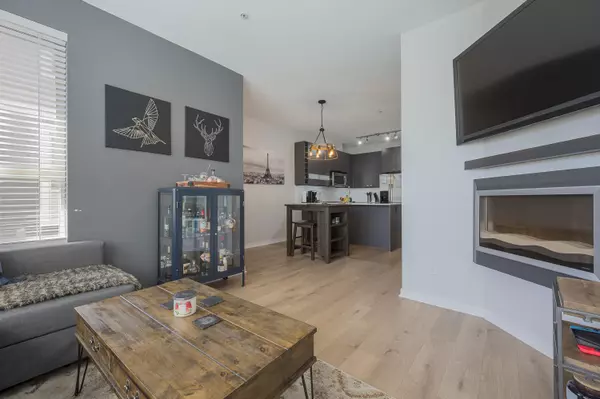 Langley, BC V3A 0G4,5655 210a ST #201