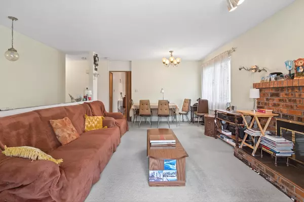 Coquitlam, BC V3E 2J1,2026 Shaughnessy PL