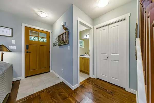 Lindell Beach, BC V2R 0E1,43532 Red Hawk PASS