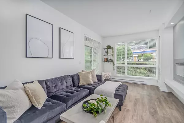 Abbotsford, BC V3G 0G2,2242 Whatcom RD #206