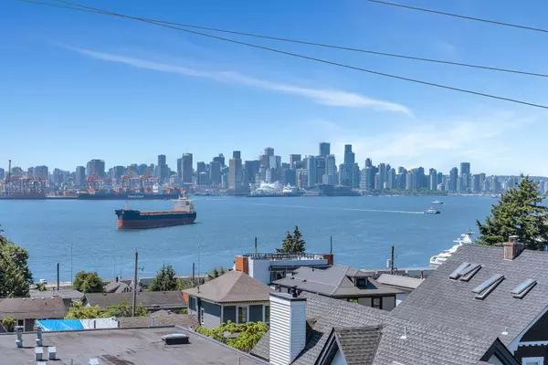 North Vancouver, BC V7L 3N9,245 St. Davids AVE #404