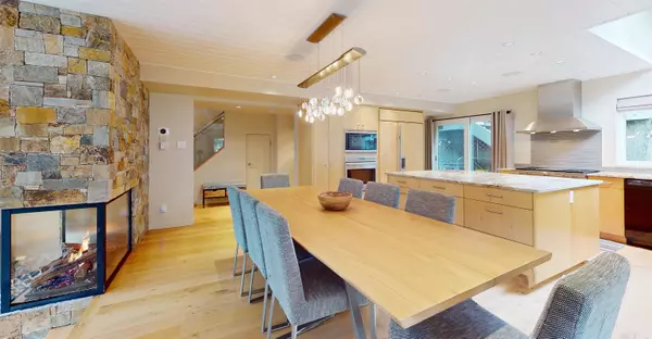 Whistler, BC V8E 0E4,7410 Ambassador CRES