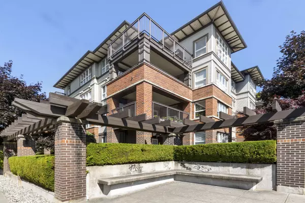 Surrey, BC V4N 0Z8,6815 188 ST #403