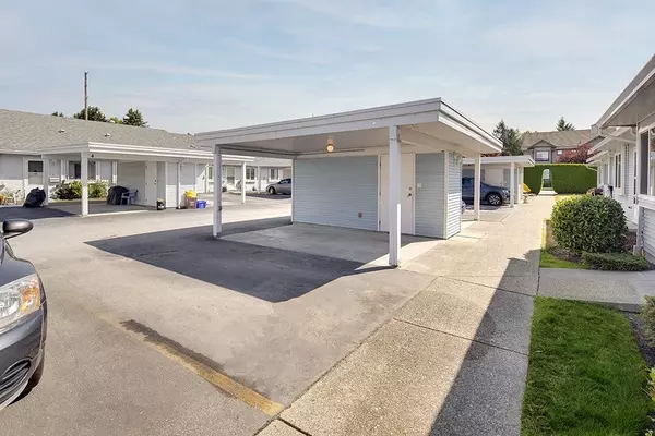 Maple Ridge, BC V2X 0S8,23580 Dewdney Trunk RD #11